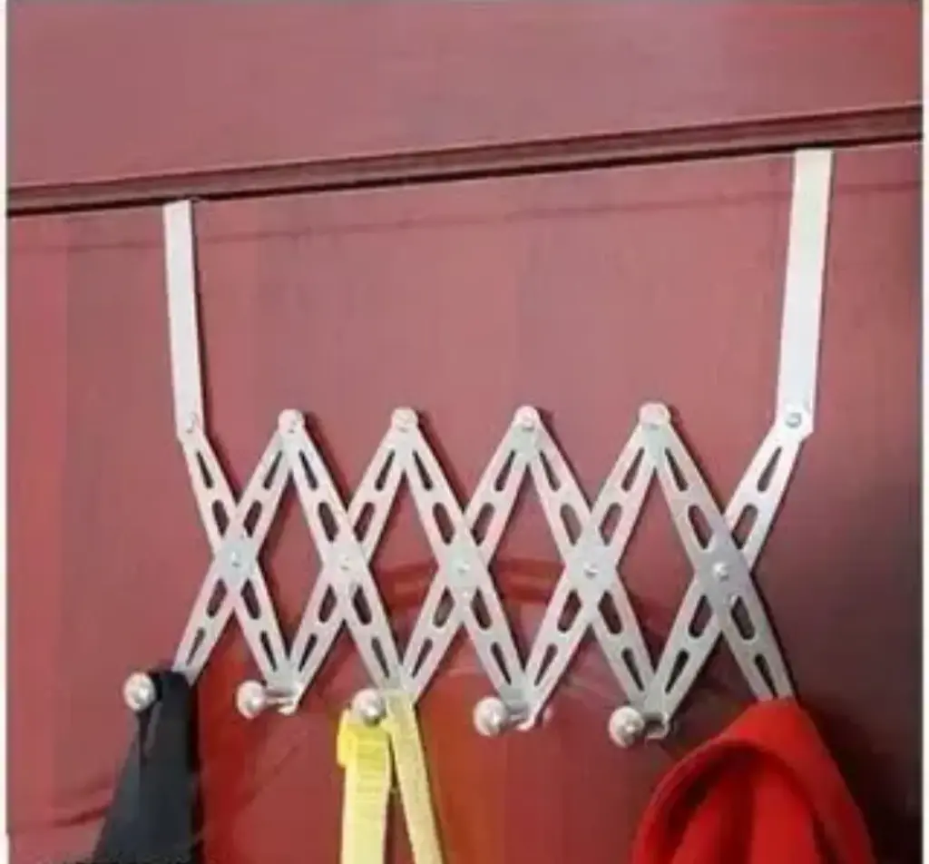 Expandable Wall-Mounted Folding Hanger Rack