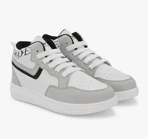  > Lightweight & stylish — made for everyday wear. 